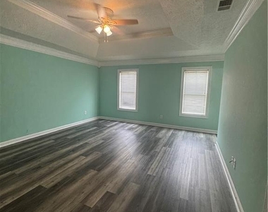 1143 Memory Lane - Photo Thumbnail 11