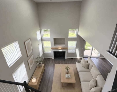 14910 W Victoria Crossing - Photo Thumbnail 1