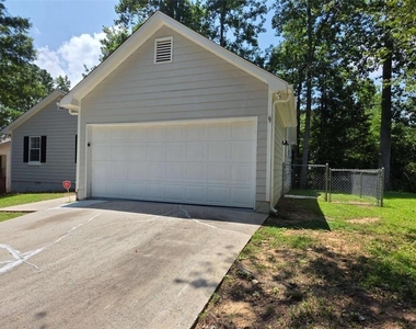 232 Hampton Drive - Photo Thumbnail 1