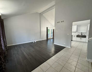 2s151 Avondale Lane - Photo Thumbnail 6