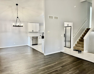 2s151 Avondale Lane - Photo Thumbnail 1