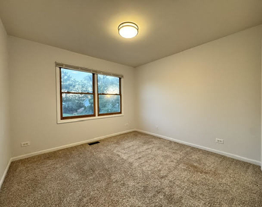 2s151 Avondale Lane - Photo Thumbnail 15