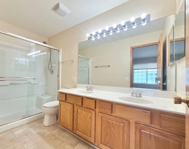 3192 Ketch Court - Photo Thumbnail 8