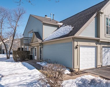 450 Bridle Trail - Photo Thumbnail 2