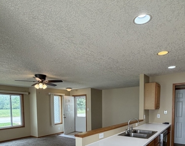 1526 Northfield Meadows Boulevard - Photo Thumbnail 4