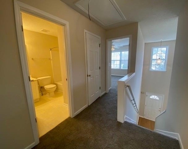 5463 Medlock Corners Drive - Photo Thumbnail 16