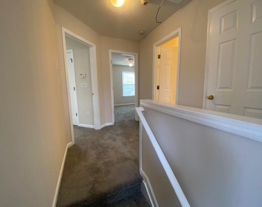 5463 Medlock Corners Drive - Photo Thumbnail 15