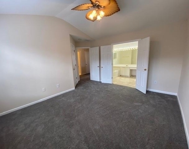 5463 Medlock Corners Drive - Photo Thumbnail 19