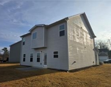 647 Skye Drive - Photo Thumbnail 20