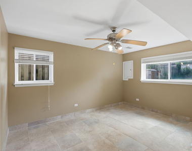 613 Leamington Avenue - Photo Thumbnail 14