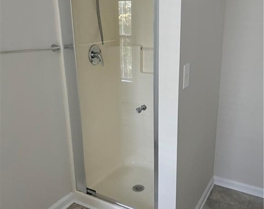 2575 Hamilton Chase Run - Photo Thumbnail 13