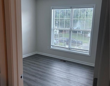 2575 Hamilton Chase Run - Photo Thumbnail 19