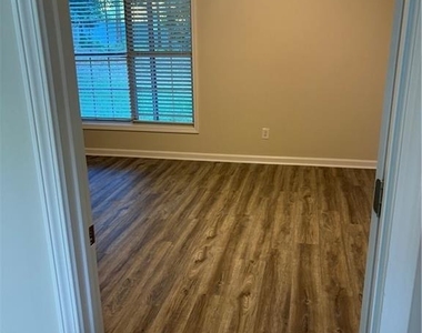 2575 Hamilton Chase Run - Photo Thumbnail 26