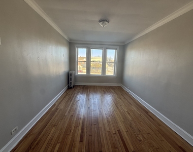 2206 S 57th Avenue - Photo Thumbnail 3