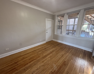 2206 S 57th Avenue - Photo Thumbnail 2
