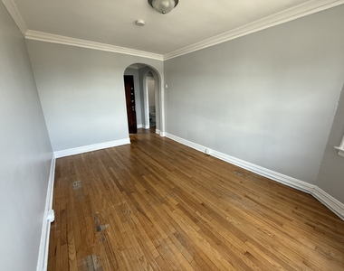 5910 W 26th Street - Photo Thumbnail 2