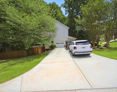 1264 Wyckfield Place - Photo Thumbnail 3