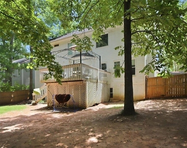 1264 Wyckfield Place - Photo Thumbnail 31
