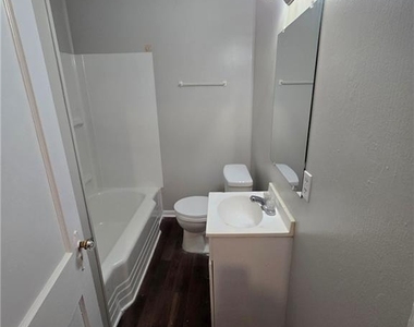 5041 Ash Street - Photo Thumbnail 10