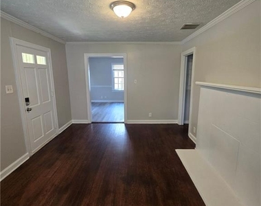 5041 Ash Street - Photo Thumbnail 12