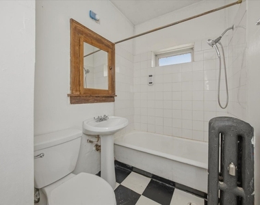 6719 N Oshkosh Avenue - Photo Thumbnail 9