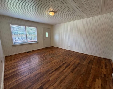 2988 First Street - Photo Thumbnail 6