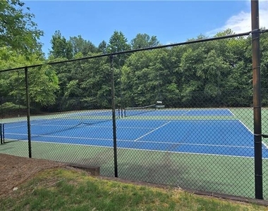 3811 Roxfield Drive - Photo Thumbnail 33