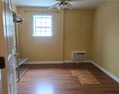 3811 Roxfield Drive - Photo Thumbnail 24