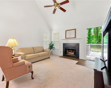 3040 Majestic Park Court - Photo Thumbnail 5