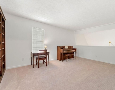 3040 Majestic Park Court - Photo Thumbnail 9