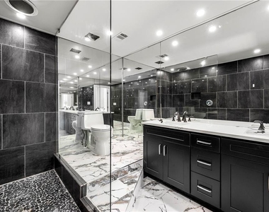 1009 Riverbend Club Drive Se - Photo Thumbnail 16