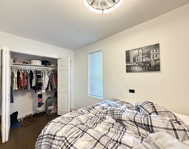 1933 W Grand Avenue - Photo Thumbnail 14