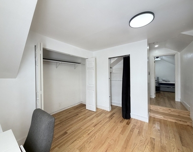 1933 W Grand Avenue - Photo Thumbnail 11