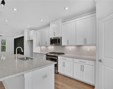 3461 Koyla Landing - Photo Thumbnail 7
