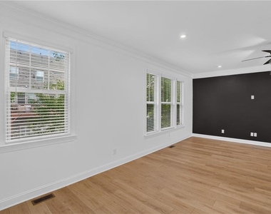 3461 Koyla Landing - Photo Thumbnail 31