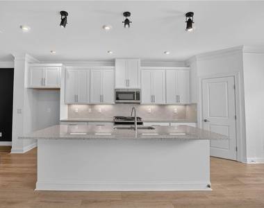 3461 Koyla Landing - Photo Thumbnail 4