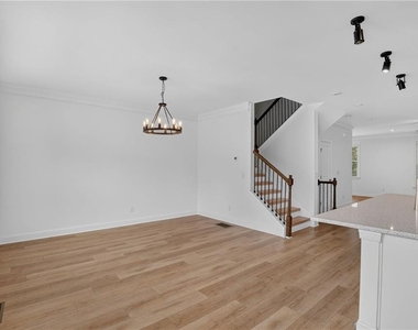 3461 Koyla Landing - Photo Thumbnail 38