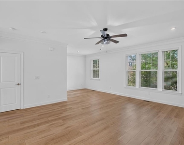 3461 Koyla Landing - Photo Thumbnail 34