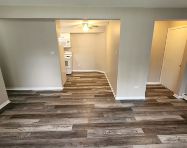 17544 71st Avenue - Photo Thumbnail 5
