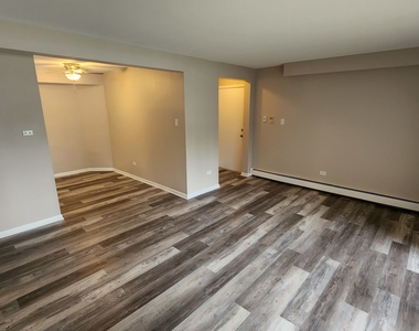 17544 71st Avenue - Photo Thumbnail 4