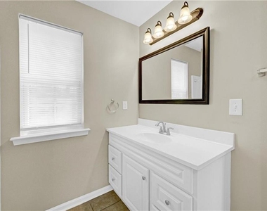 1477 Akridge Street Nw - Photo Thumbnail 16
