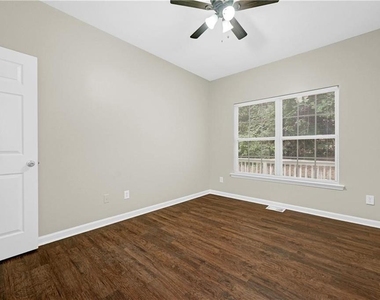 1477 Akridge Street Nw - Photo Thumbnail 13