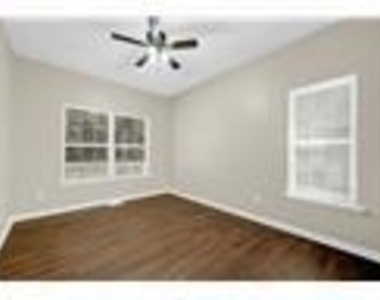 1477 Akridge Street Nw - Photo Thumbnail 12