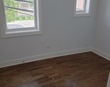 2347 W Taylor Street - Photo Thumbnail 4