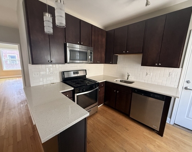 838 E 53rd Street - Photo Thumbnail 6