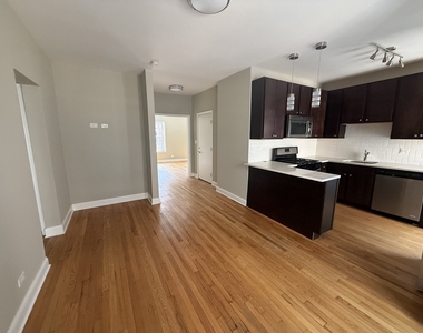 836 E 53rd Street - Photo Thumbnail 5