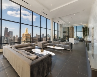 73 E Lake Street - Photo Thumbnail 8
