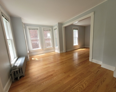 822 Michigan Avenue - Photo Thumbnail 3