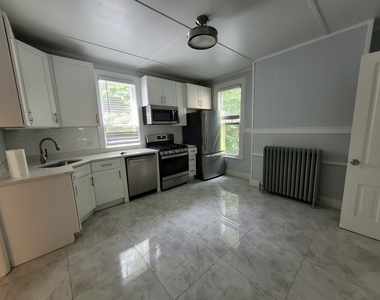 822 Michigan Avenue - Photo Thumbnail 7