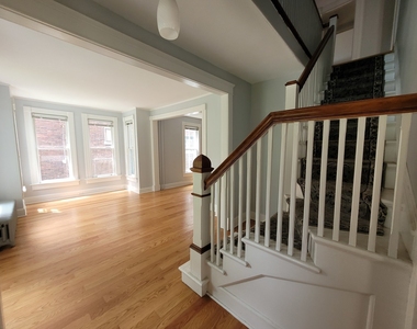 822 Michigan Avenue - Photo Thumbnail 2